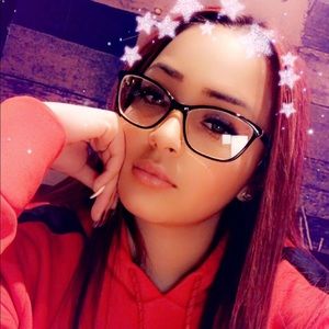 Meet your Posher, Lisette